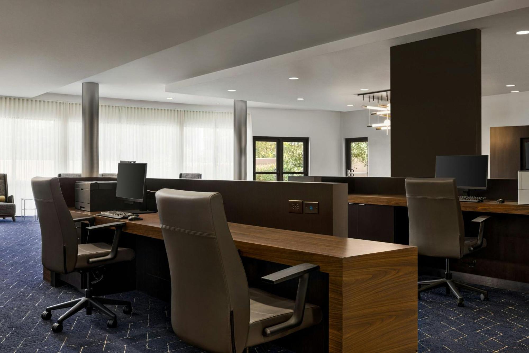 Courtyard Mt. Holly Westampton Hotell Exteriör bild